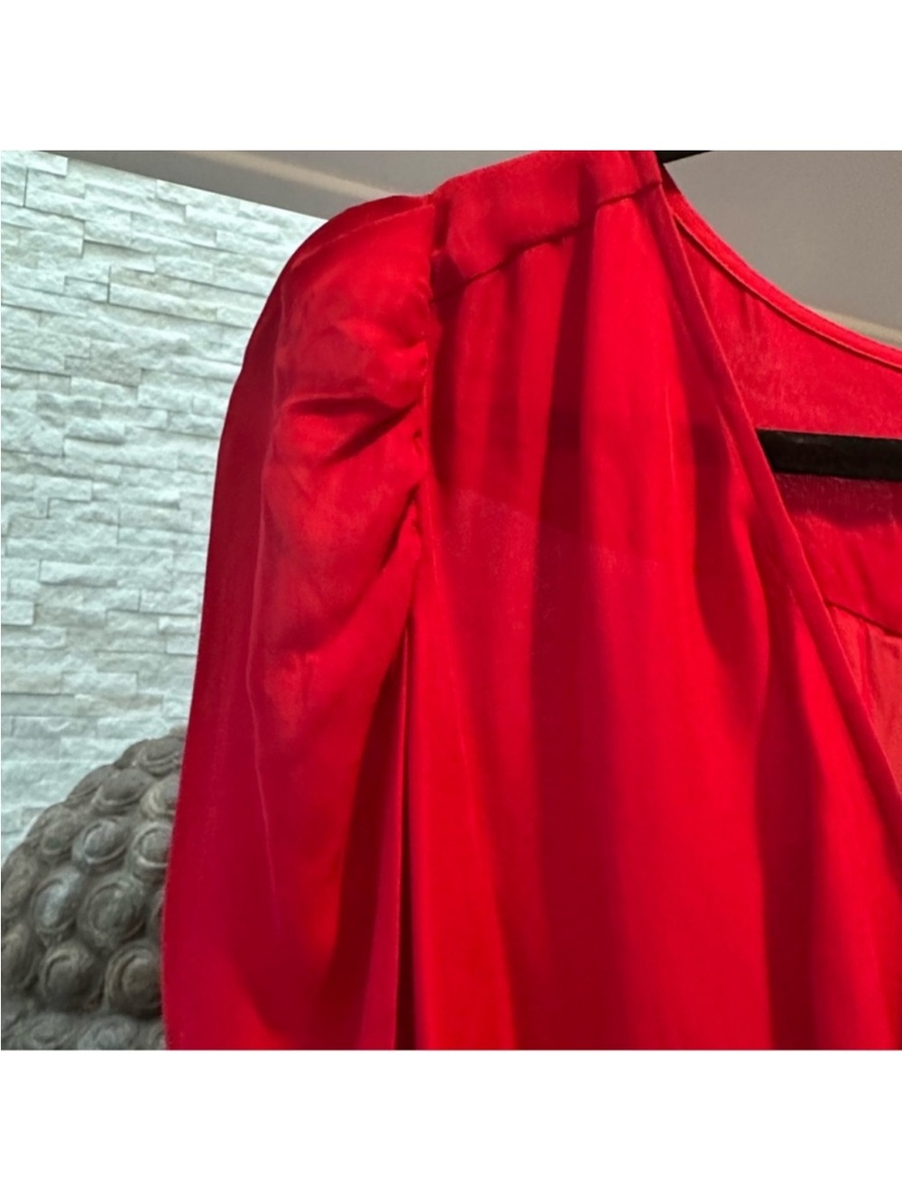 BNWT Parker Arya Puff Sleeve Wrap silk long sleep top ruby red XS - Picture 6 of 10